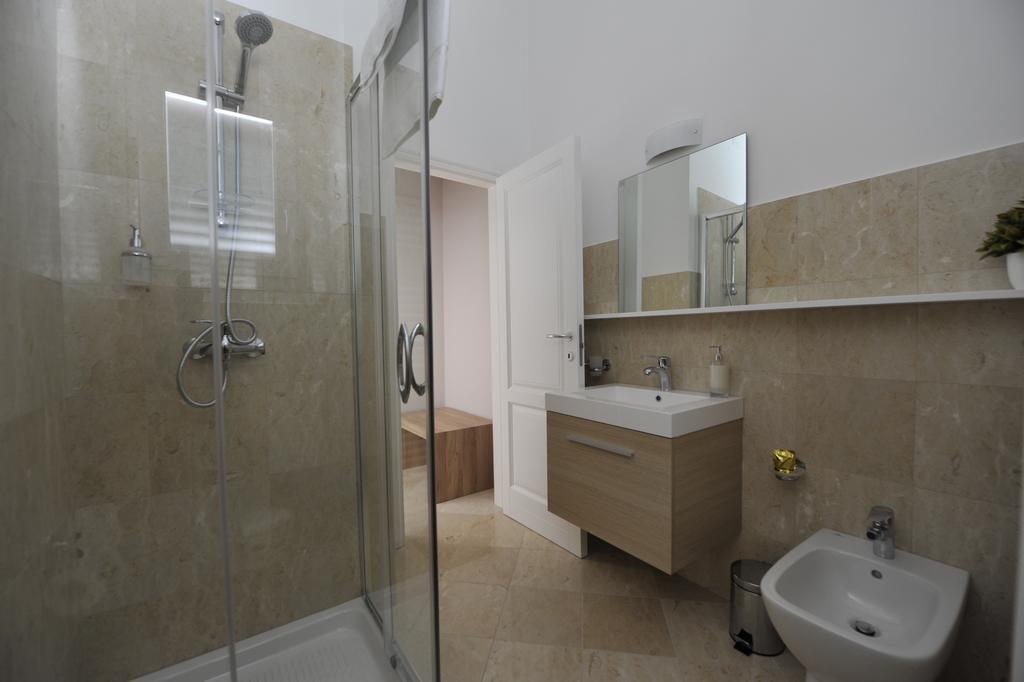 Palazzo Massari Hotel Lecce Ngoại thất bức ảnh