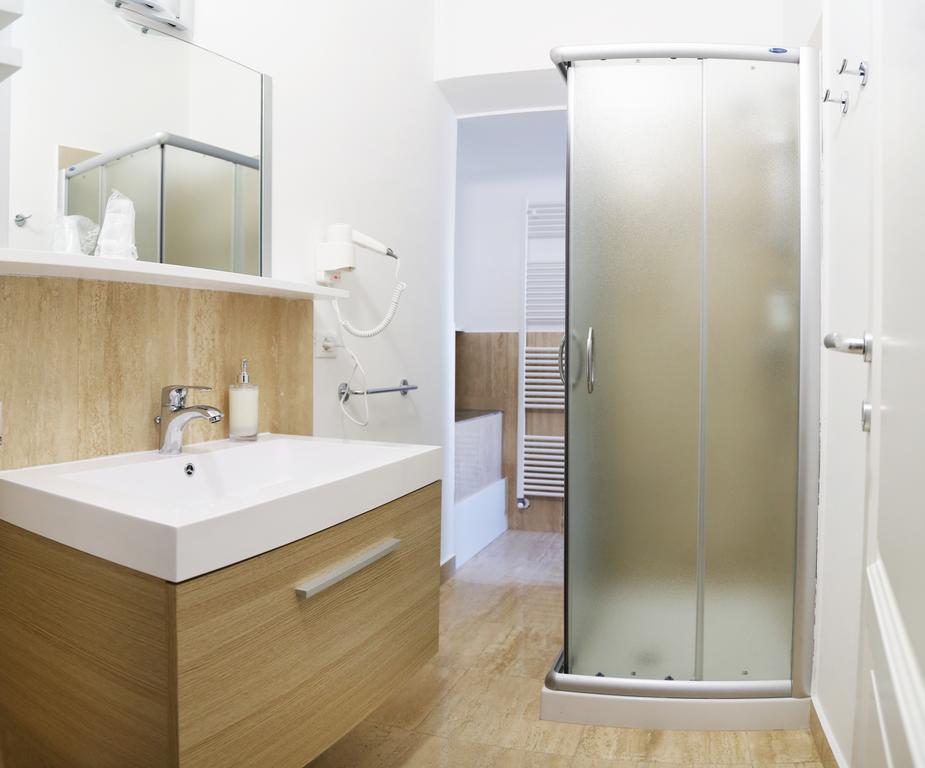 Palazzo Massari Hotel Lecce Ngoại thất bức ảnh