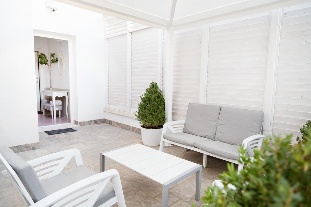 Palazzo Massari Hotel Lecce Ngoại thất bức ảnh
